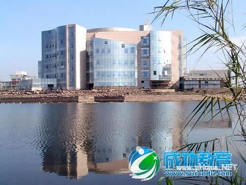 四川大学<a href=http://www.succedu.com target=_blank class=infotextkey>教育</a>部直属全国重点大学高水平研究型综合大学