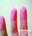 近百学生没叠好被子遭体罚校长：没惩罚不叫教育