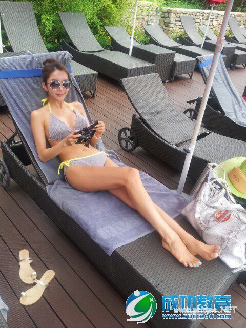 韩国<a href=http://www.succedu.com/jiaoyuzixun/xiaohuanvshen/ target=_blank class=infotextkey>美女</a>老师朴贤善hyunsun私房照走红