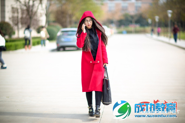 西安高校<a href=http://www.succedu.com/jiaoyuzixun/xiaohuanvshen/ target=_blank class=infotextkey>校花</a>大PK <a href=http://www.succedu.com/jiaoyuzixun/xiaohuanvshen/ target=_blank class=infotextkey>美女</a>萌妹外表学霸心私房照片个人资料微信QQ微博账号