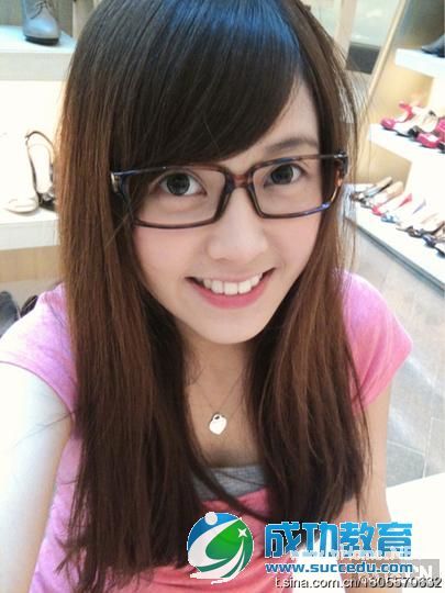 辅仁大学<a href=http://www.succedu.com/jiaoyuzixun/xiaohuanvshen/ target=_blank class=infotextkey>校花</a>林盈臻私房照片个人资料微信QQ微博账号