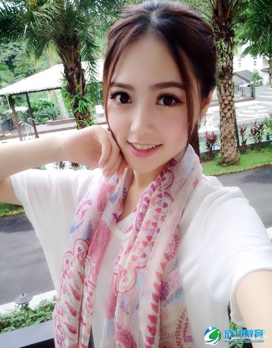 中国民航大学<a href=http://www.succedu.com/jiaoyuzixun/xiaohuanvshen/ target=_blank class=infotextkey>校花</a>余婷私房照片个人资料微信QQ微博账号