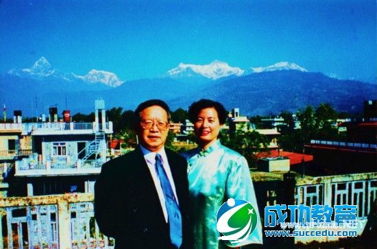 病床上的支教前外交官夫妇:还要为山里孩子尽己所能 