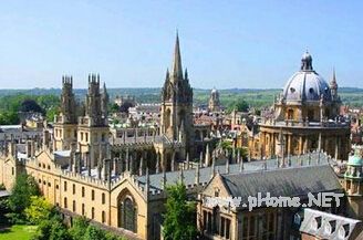 留学调查：牛津剑桥大学文凭大幅升值