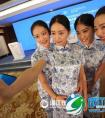 WIC大学生礼仪惊艳青花瓷紧身旗袍显妩媚