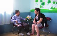 咨询师谈单时应注意声音语言和肢体语言的练习和使用