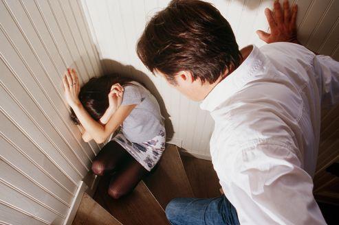 心理学:你骨子里的自卑,很可能源自于父母的这四种行为
