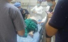 浙江16岁女生开学第一天坠楼身亡，警方排除他杀，家人称事前曾被4男生抬上楼顶遭警方否认