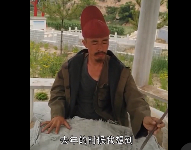 上热搜！农民工工地播音腔朗诵再别康桥 妥妥的纪录片味儿！