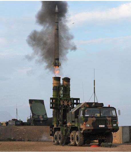 外媒：解放军在洞朗或部署S400导弹，边境寸土必争！