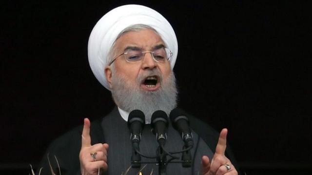 不惧美国威胁!伊朗在霍尔木兹海峡举行军演 不惧美国威胁!伊朗在霍尔木兹海峡举行军演