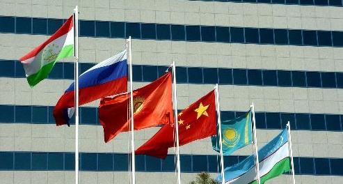 美推动“印太战略” 或将影响 中国周边安全形势！王毅回应