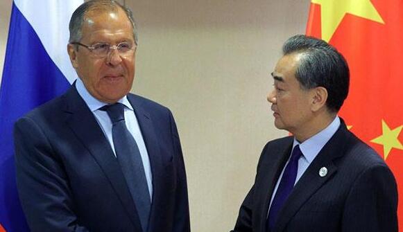 美推动“印太战略” 或将影响 中国周边安全形势！王毅回应