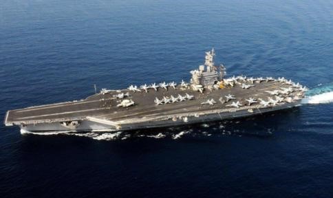 伊朗又派无人机围观美航母 甲板上战机一览无余！