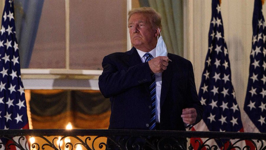 特朗普发推称已“免疫”，推特经标记其为误导性言论