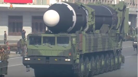 气势逼人？朝鲜凌晨阅兵后 美国重申提供“延伸威慑”！