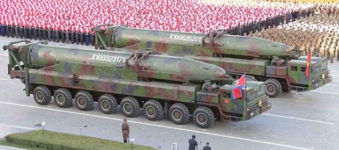 气势逼人？朝鲜凌晨阅兵后 美国重申提供“延伸威慑”！