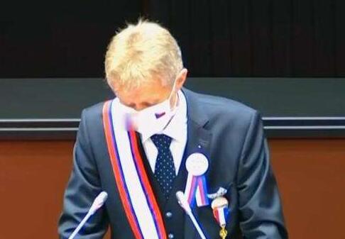 振奋人心!当初抹黑中国的捷克卫生部长,将遭罢免 振奋人心!当初抹黑中国的捷克卫生部长,将遭罢免