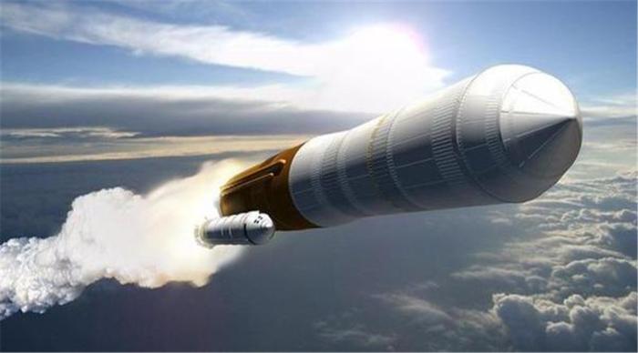 应对世界威胁特朗普直言：必要时一定会动用核武！