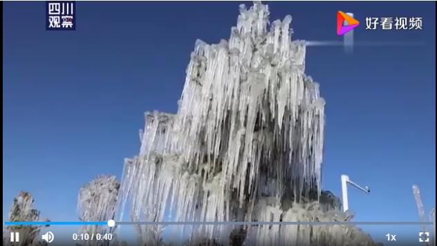 罕见!新疆出现罕见冰凌奇观,太美了!