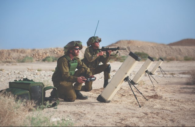 普京:俄罗斯维和部队将前往纳卡 将部署近2000名维和人员