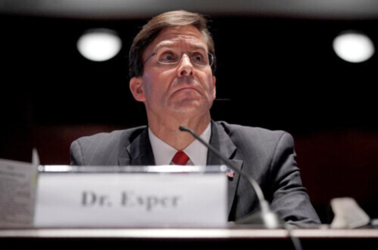 美防长埃斯珀被特朗普开除 此前反对特朗普派军队应对示威抗议