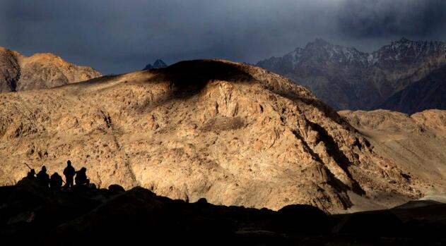 印媒:解放军将从边境 印媒:解放军将从边境