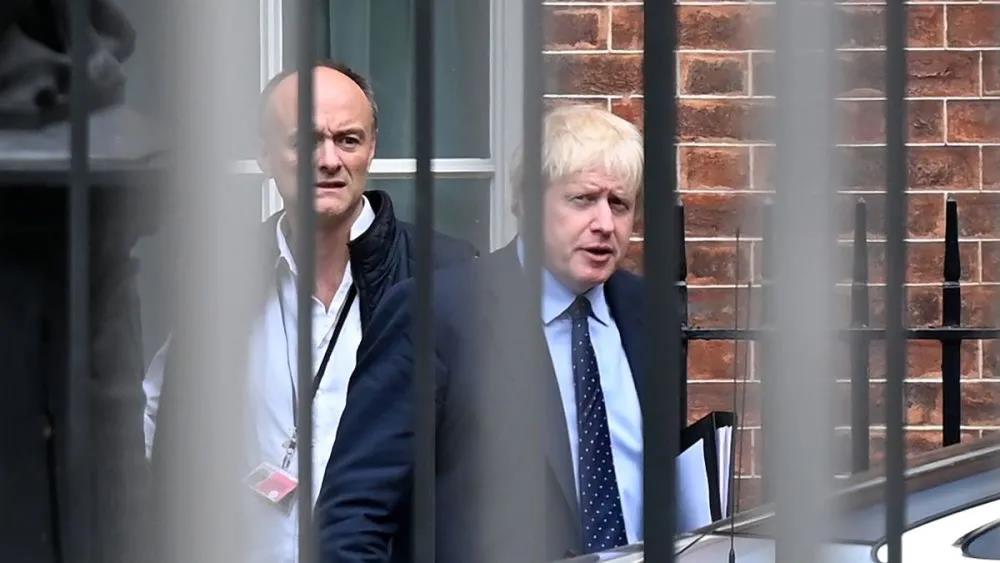 要兄弟还是要女人?隔离中的英国首相,给这道“送命题”交出了答案 要兄弟还是要女人?隔离中的英国首相,给这道“送命题”交出了答案