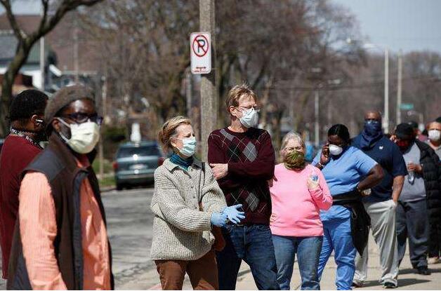 高能预警！成千上万美国大学生未检测就返乡，