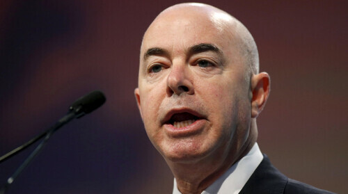 拜登宣布首批内阁成员名单 称“我们已没有时间可以浪费”