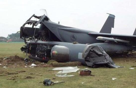 美国空军穷途末路?竟从沙特回收了配件给自家F-15E续命 美国空军穷途末路?竟从沙特回收了配件给自家F-15E续命