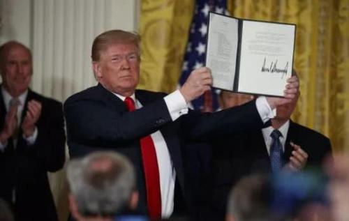 美国要求塞尔维亚制裁俄罗斯天然气管道 武契奇:不可能的 美国要求塞尔维亚制裁俄罗斯天然气管道 武契奇:不可能的