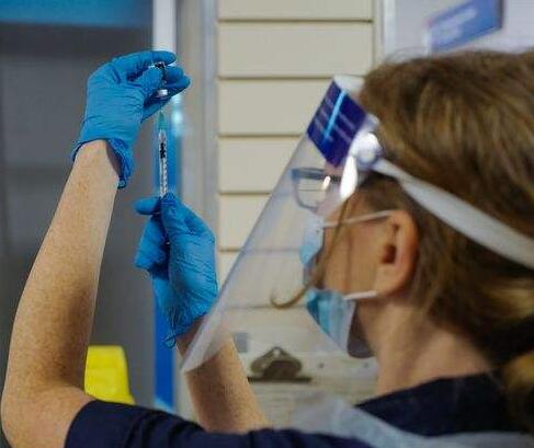 疫苗缺口达300万剂，美高官公开道歉：我们沟通不顺！