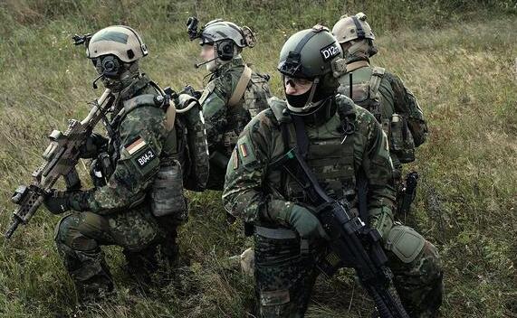 自卫队退将私自组织战斗训练 军国主义萌芽再被燃起！