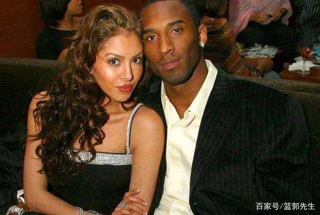 悼念!科比去世一周年,瓦妮莎:悲伤是一堆乱七八糟的情绪