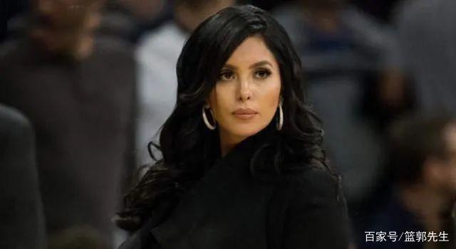 悼念!科比去世一周年,瓦妮莎:悲伤是一堆乱七八糟的情绪