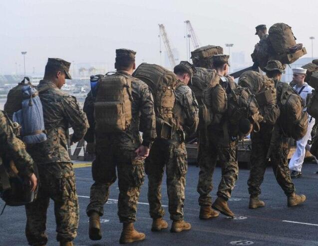 美军航母已经“老”的开始“失禁”了 美海军正考虑建轻航母 美军航母已经“老”的开始“失禁”了 美海军正考虑建轻航母