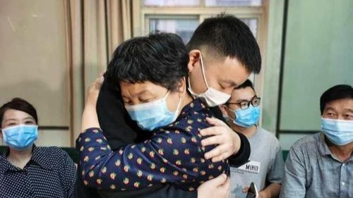 错换变偷换?姚策生母回应被指偷换孩子,到底是啥情况?
