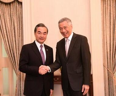 李显龙直言：在中美之间站队，我们真的承受不来