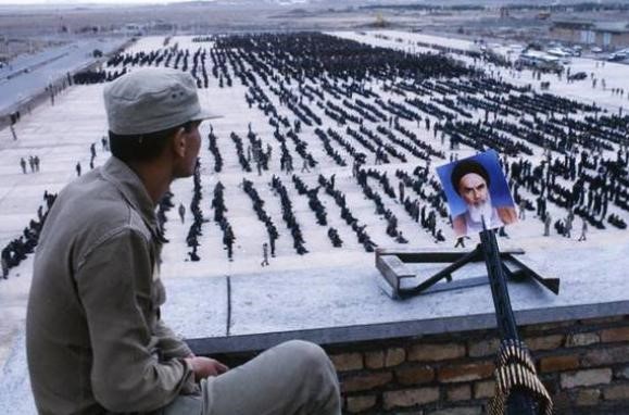 美法日海军联合演习威慑伊朗 包括戴高乐号航母!