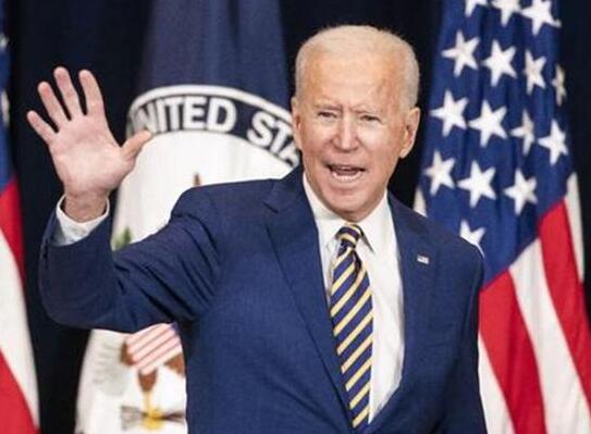 强力制裁英国 华春莹:北约还欠着中国人民的血债