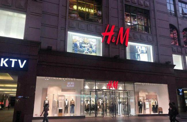 对中国下黑手背后！这个北欧国家，现在苦不堪言