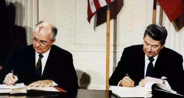 英国核军控的三大退步！背后阴谋不简单