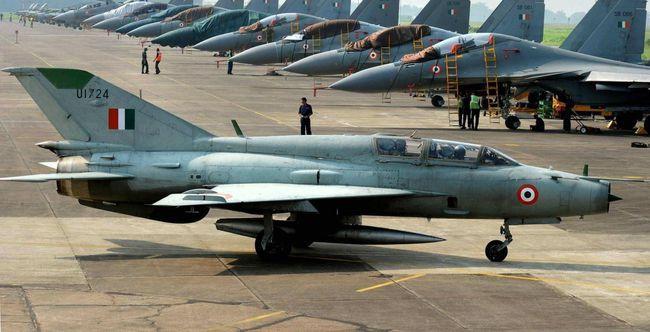 印媒:印度陆海空三军都缺装备都是租来的! 印媒:印度陆海空三军都缺装备都是租来的!