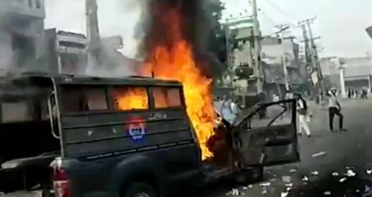 巴基斯坦爆发反法示威！马克龙发声：将采取行动