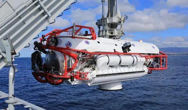 印度尼西亚军方宣布，失联潜艇已经“沉没”