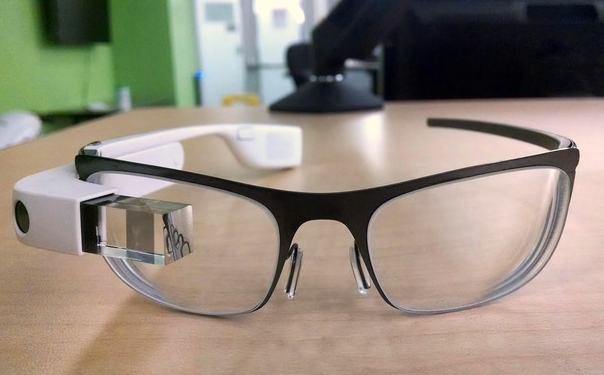 谷歌收购AR眼镜公司North