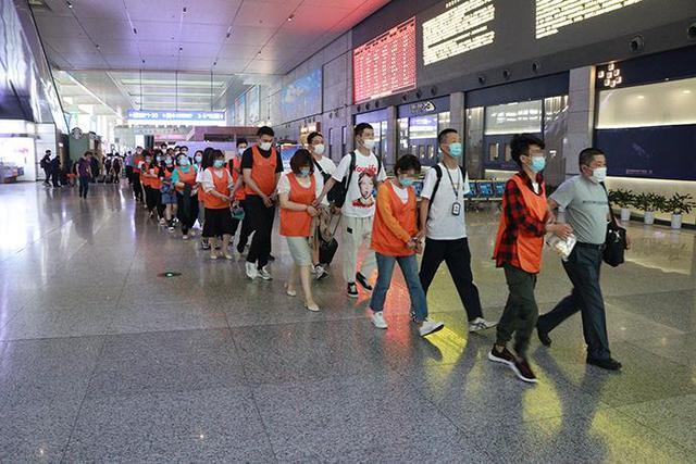 最小被害人年仅17岁！上海警方抓69名情感挽回大师